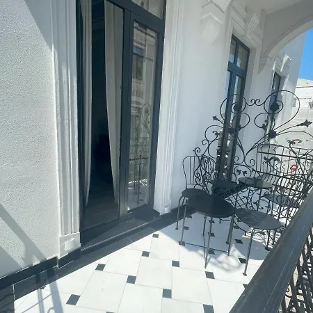 Отель Tomis' Dreams Констанца