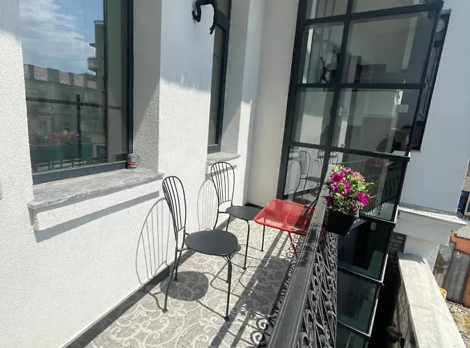 Отель Tomis' Dreams