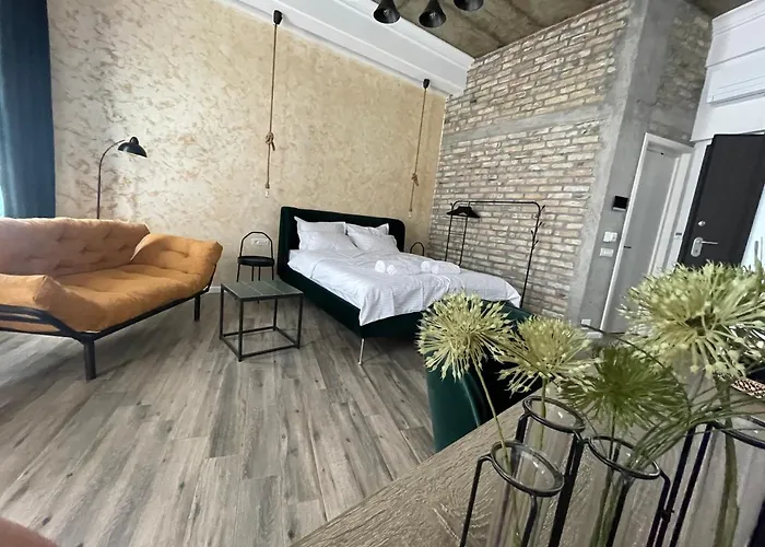 Tomis' Dreams Отель