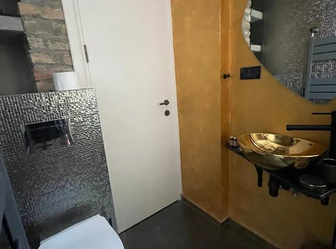 Отель Tomis' Dreams 4*