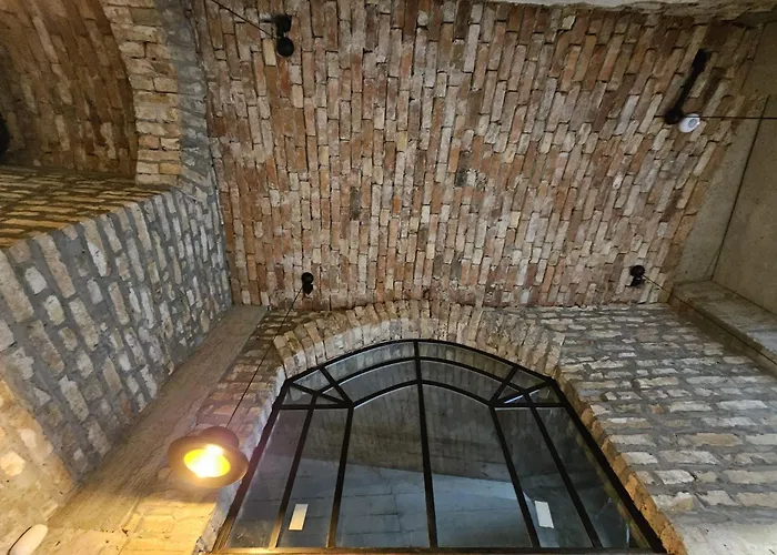 Отель Tomis' Dreams 4*