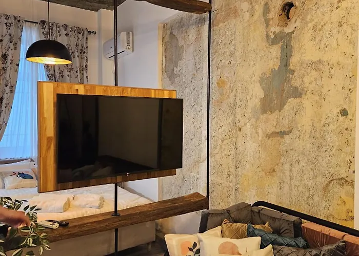 Отель Tomis' Dreams